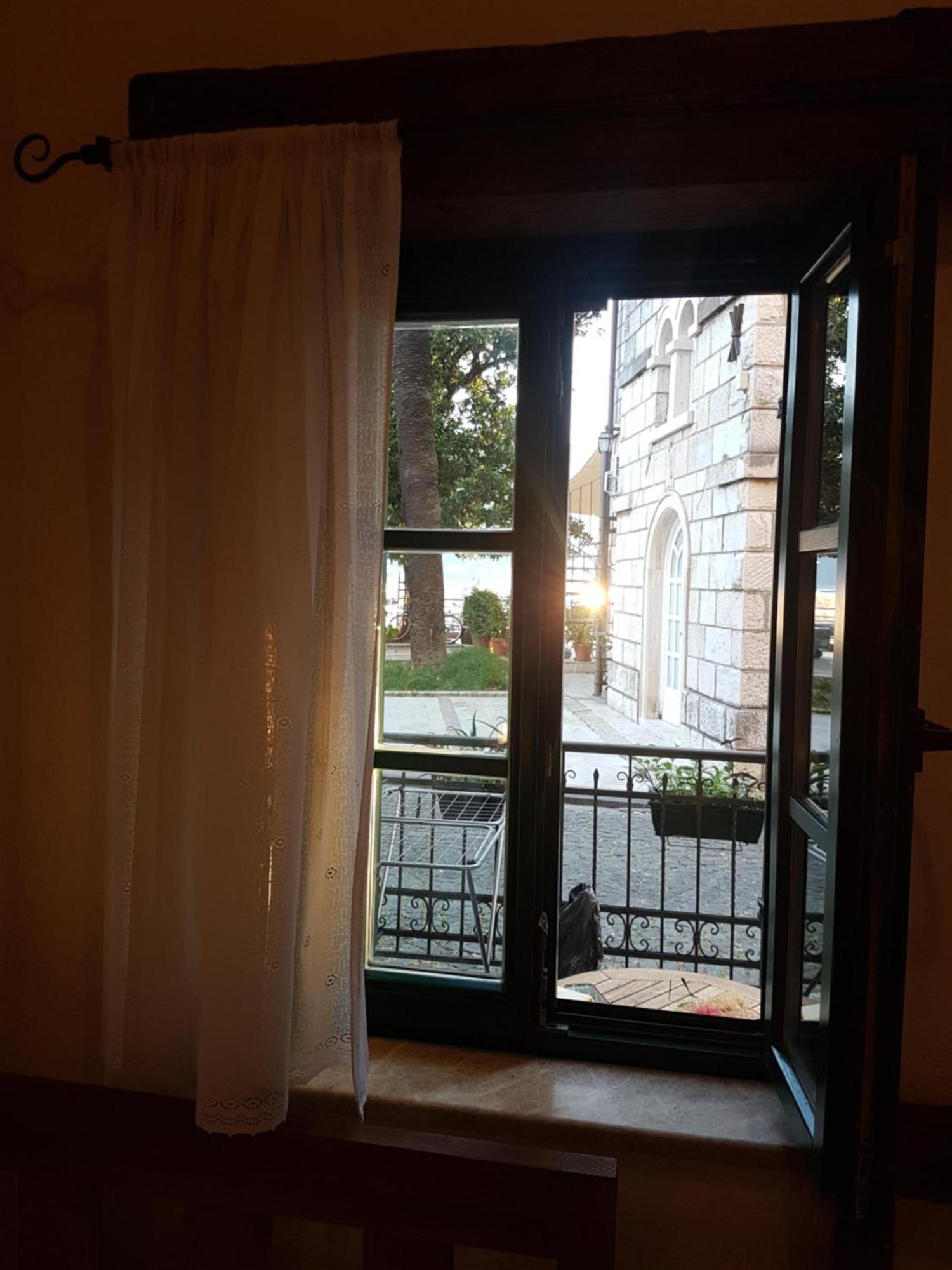 Skver Studio Apartments Herceg Novi Exterior photo