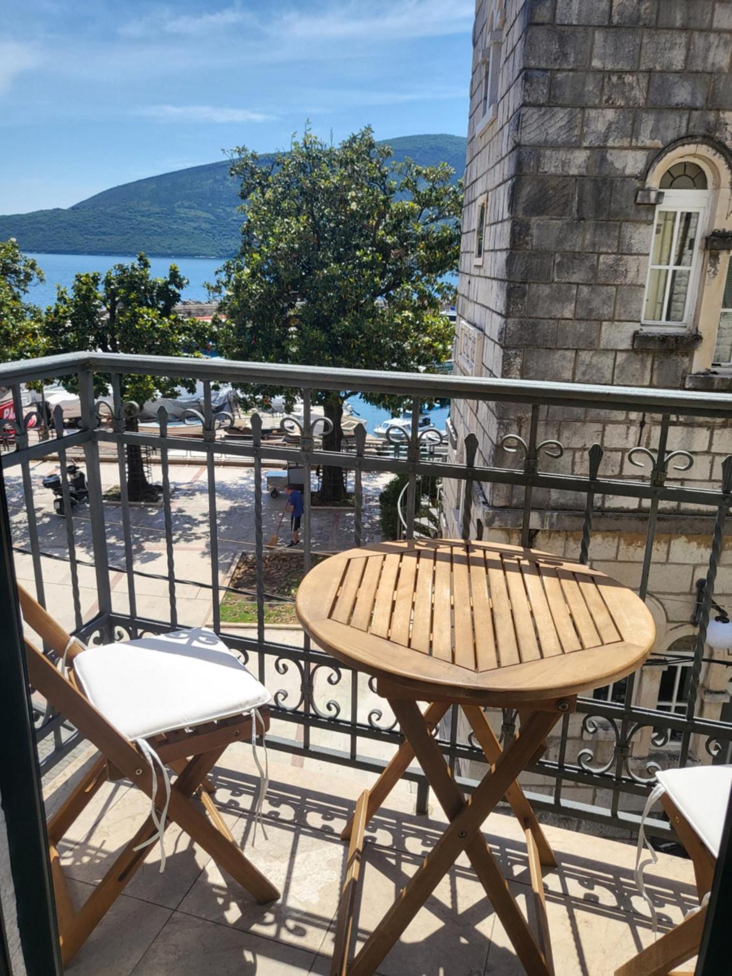 Skver Studio Apartments Herceg Novi Exterior photo